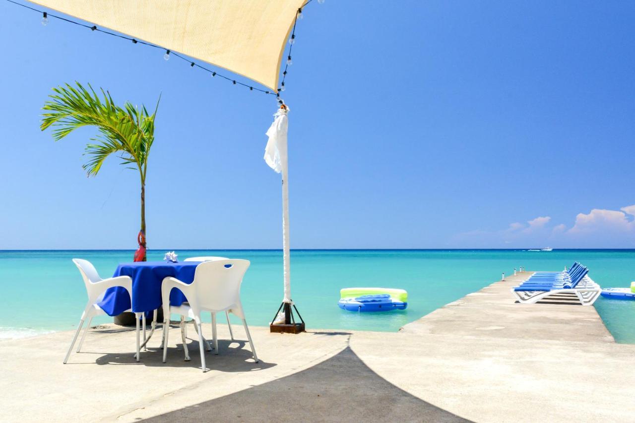 Kaz Kreol Beach Hotel Ocho Rios Bagian luar foto