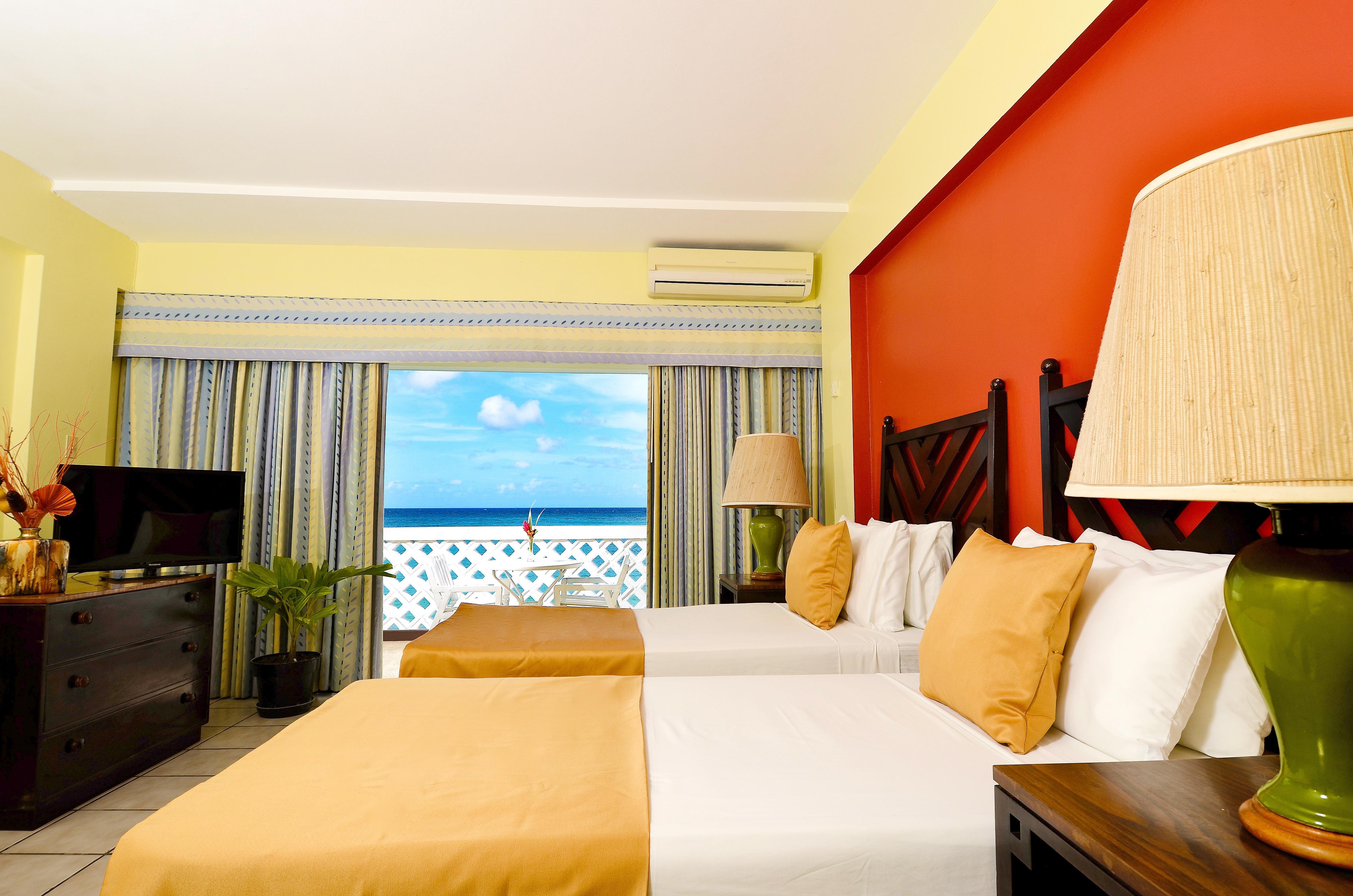 Kaz Kreol Beach Hotel Ocho Rios Bagian luar foto