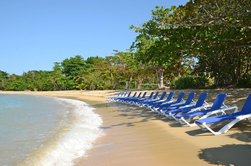 Kaz Kreol Beach Hotel Ocho Rios Bagian luar foto