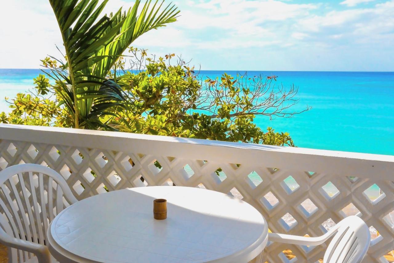 Kaz Kreol Beach Hotel Ocho Rios Bagian luar foto
